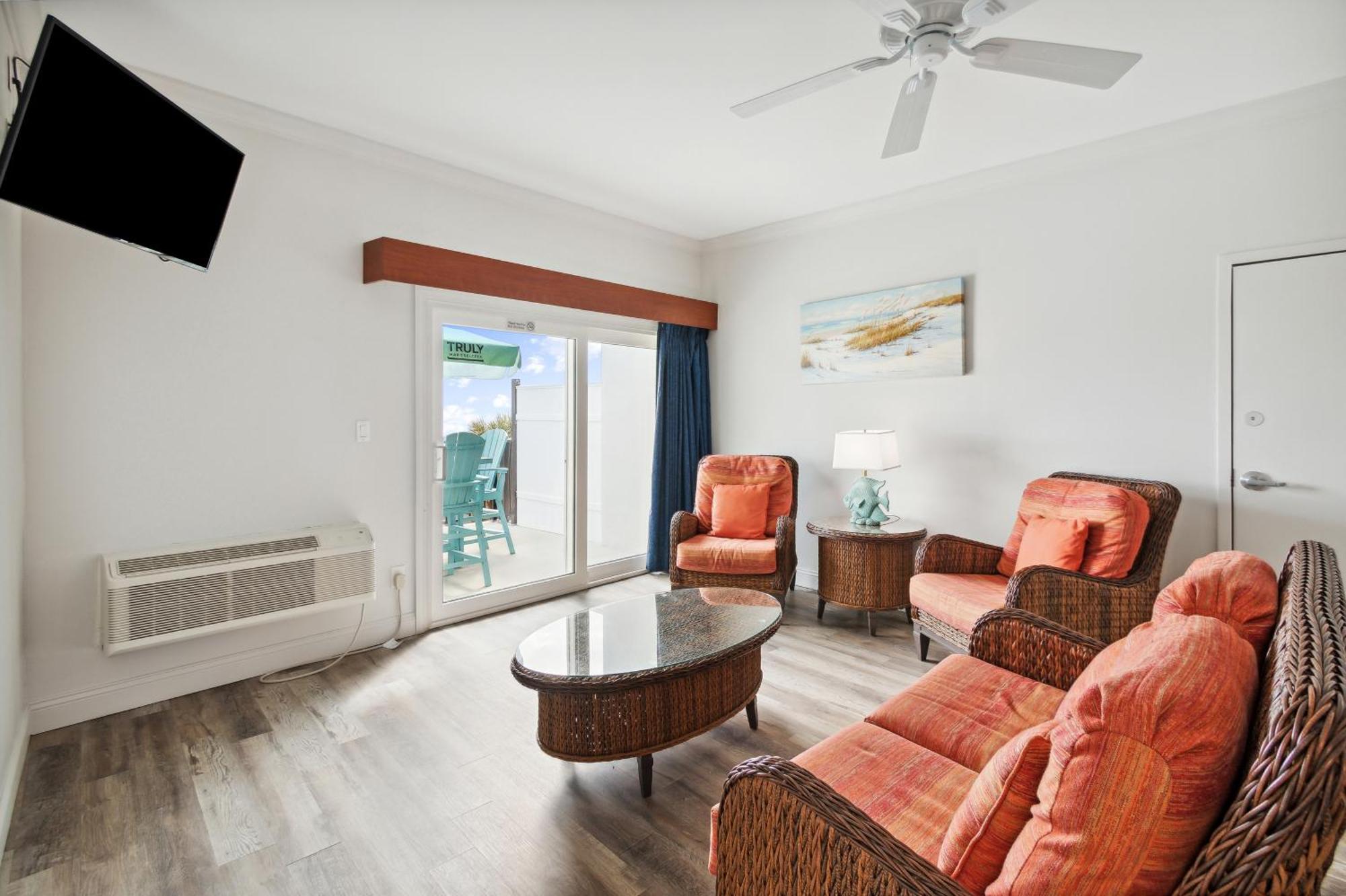 Seahorse Oceanfront Inn Neptune Beach エクステリア 写真