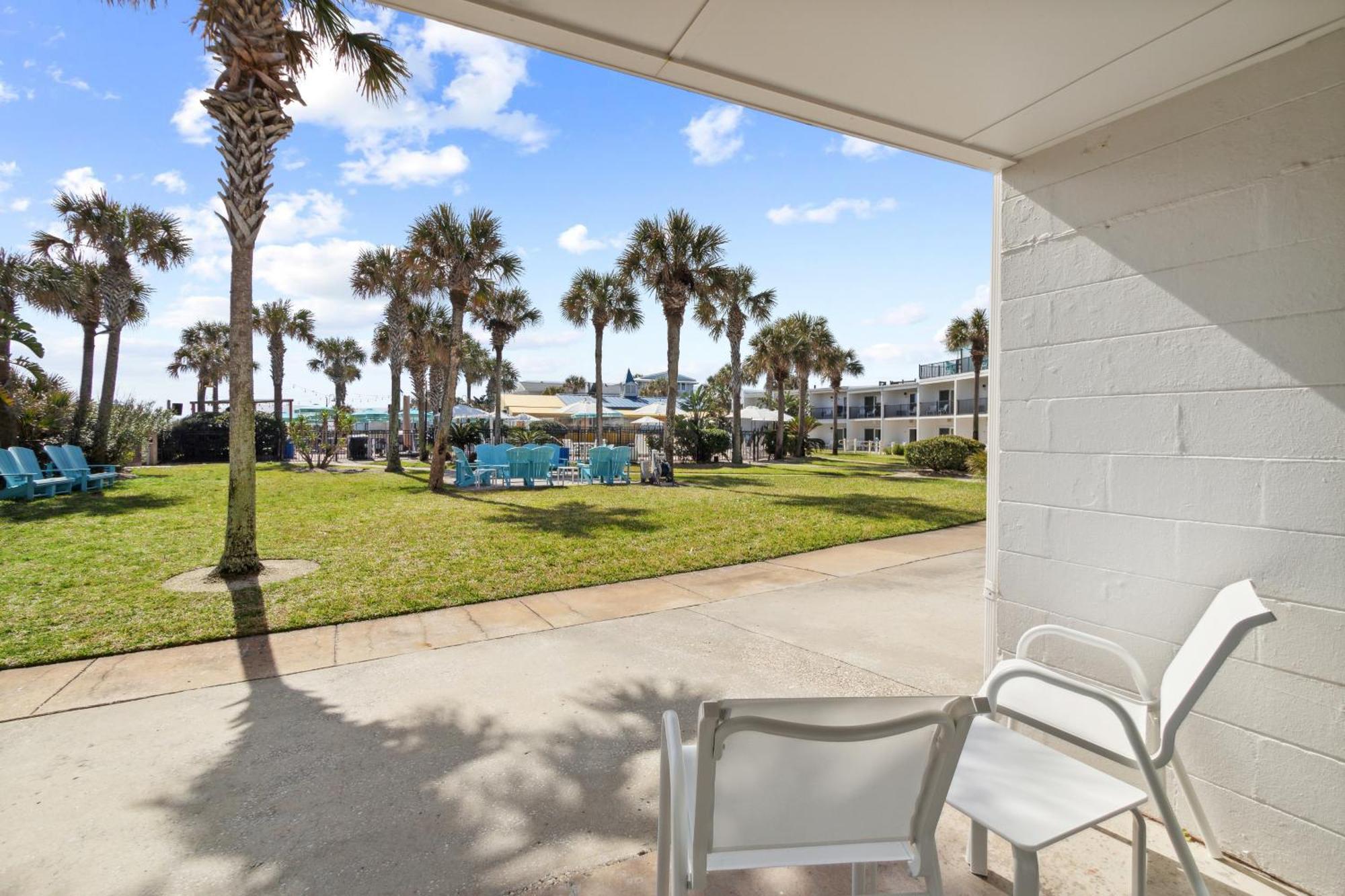 Seahorse Oceanfront Inn Neptune Beach エクステリア 写真