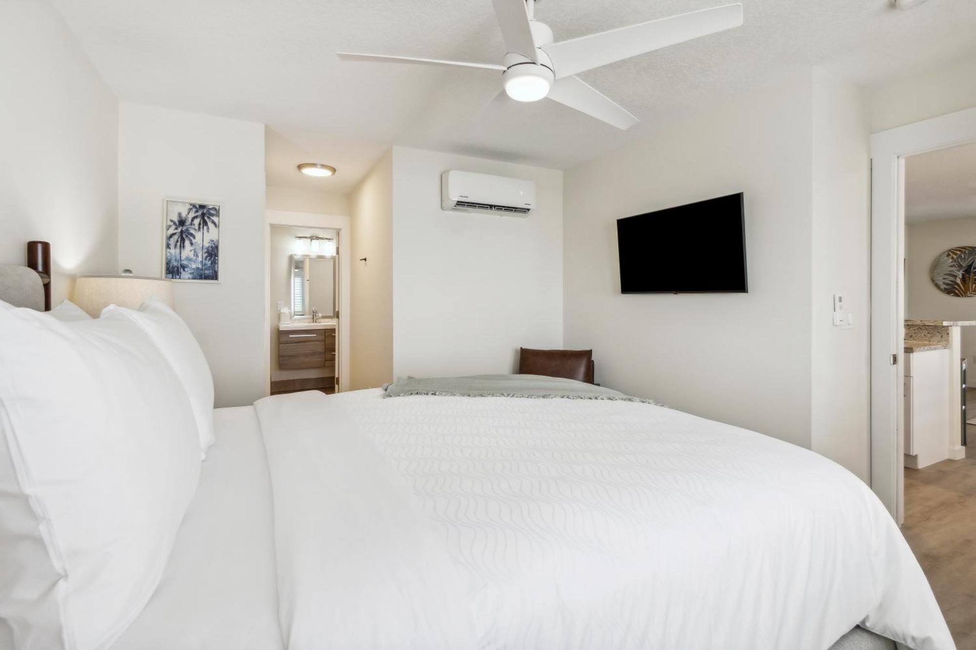 Seahorse Oceanfront Inn Neptune Beach エクステリア 写真